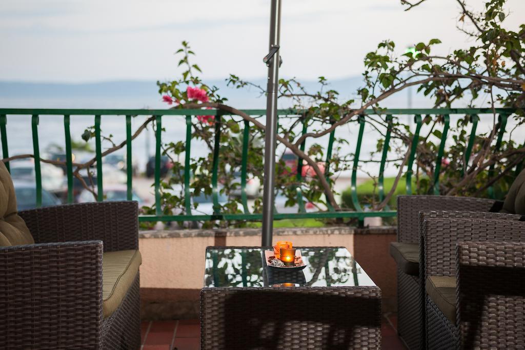Studio Apartment Odak Podgora Bagian luar foto